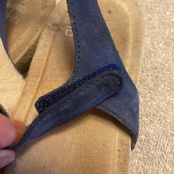 Suede sandals - Picture 3 of 6